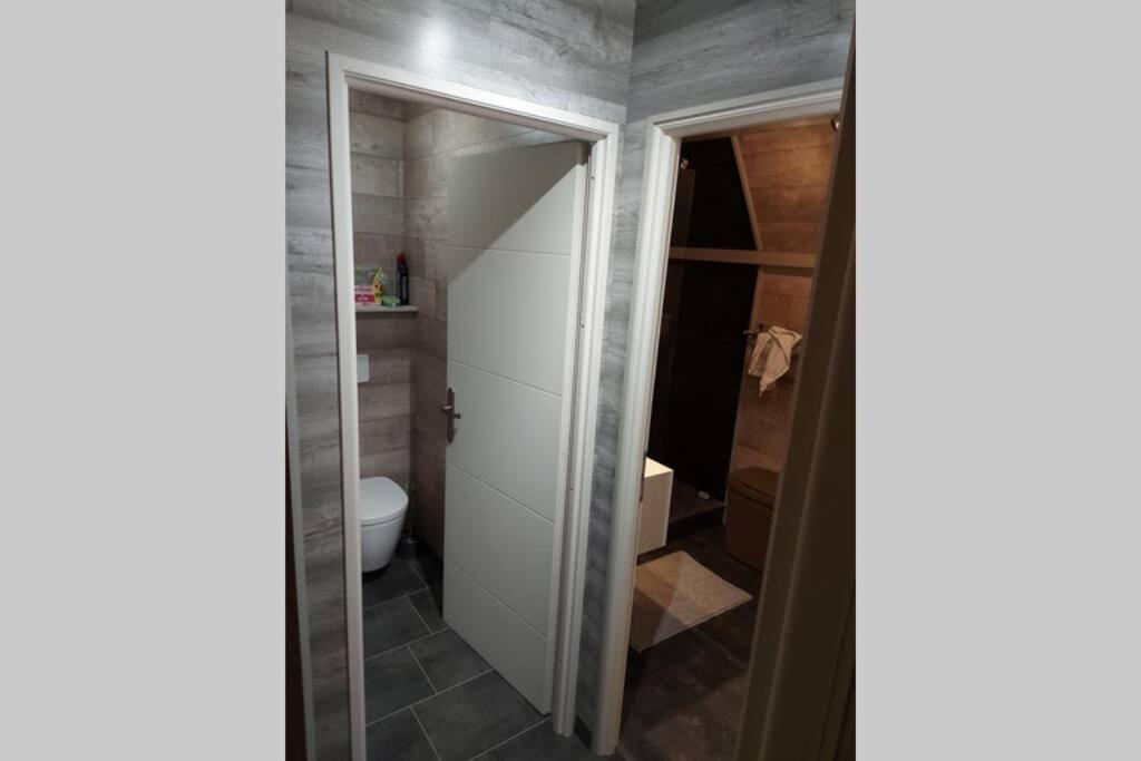 Ferienwohnung La Tranquillite Au Centre. Toulon-sur-Arroux Exterior foto